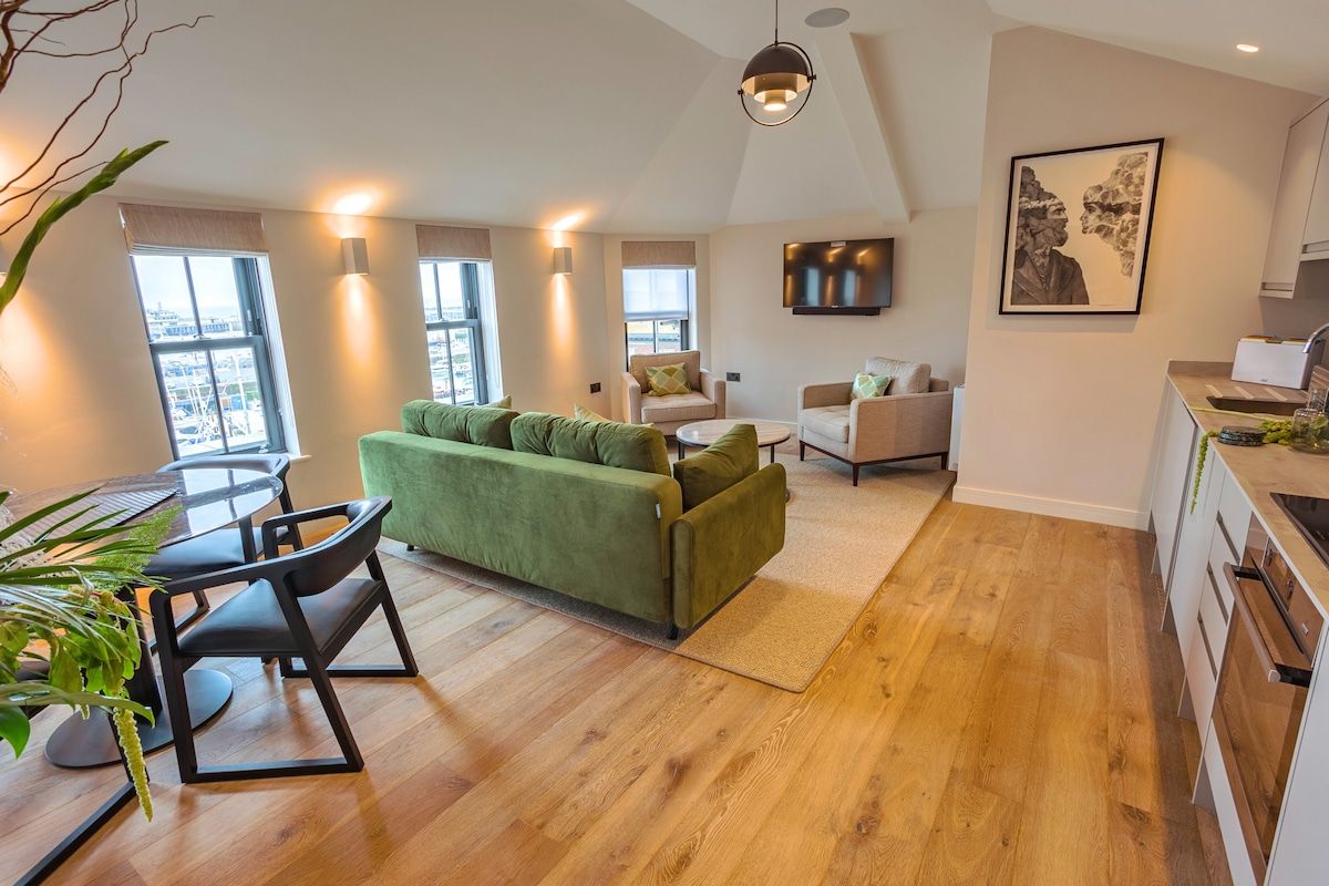 The Penthouse Suite | Top Floor | Ramsgate