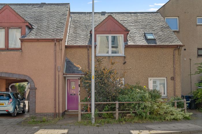 House in Inverness: Central Inverness Home | Near River Ness & Station, photo 3