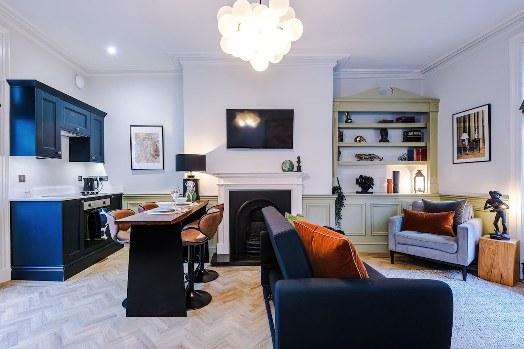 The Jane Austin in Central York - Sleeps 6