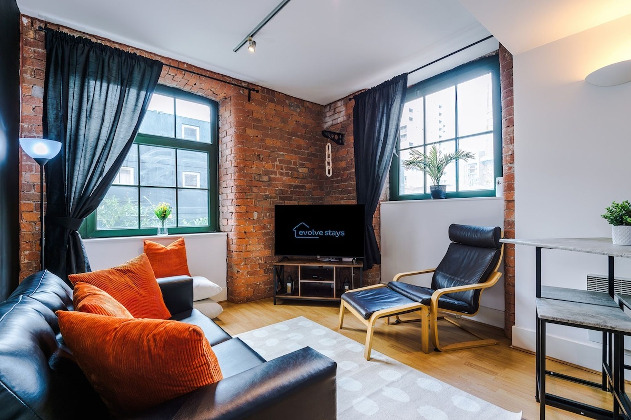 Converted Mill, Stylish Apartment in Castlefield