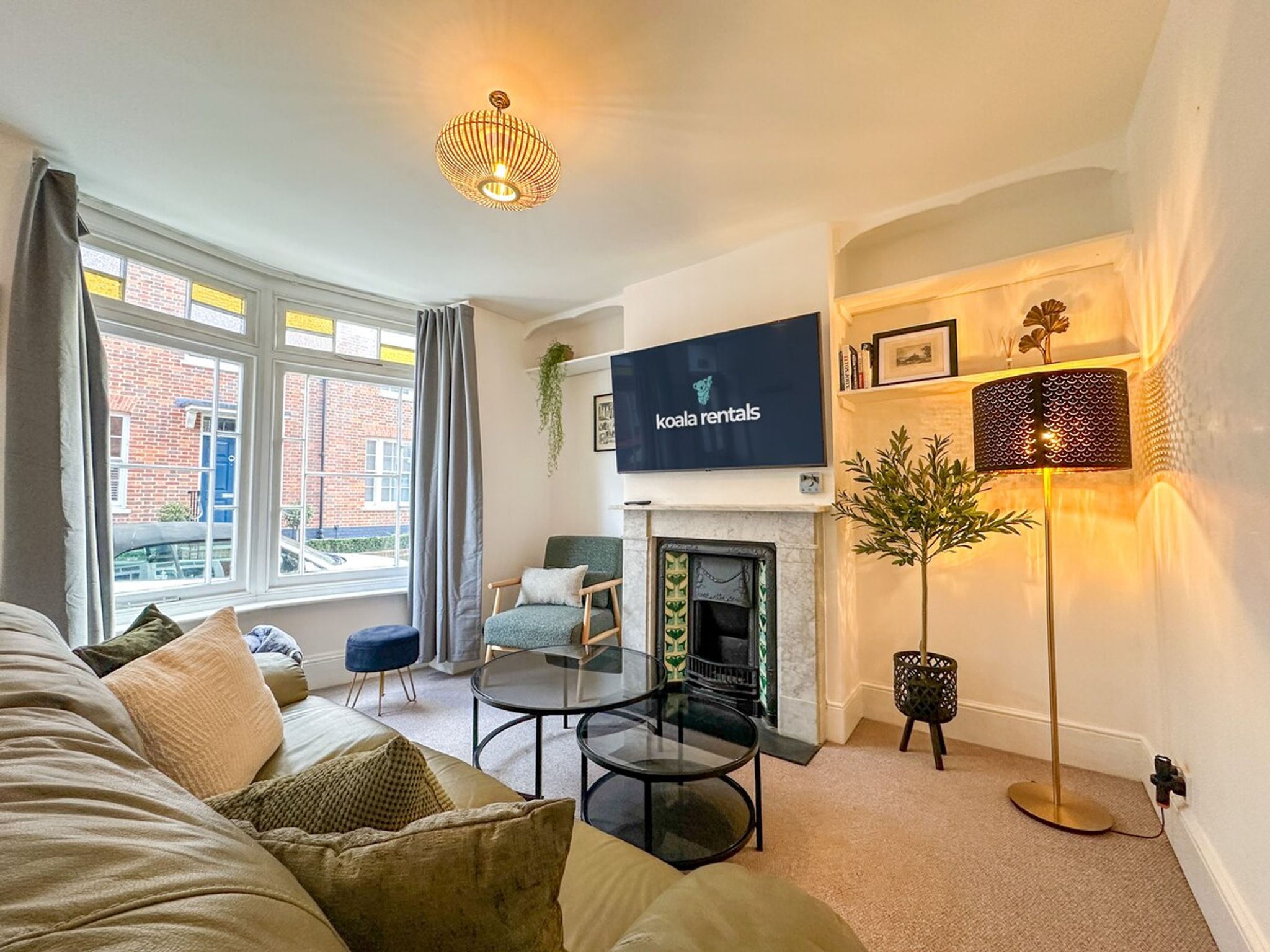 New | Cosy & Stylish City Centre Home | Sleeps 6