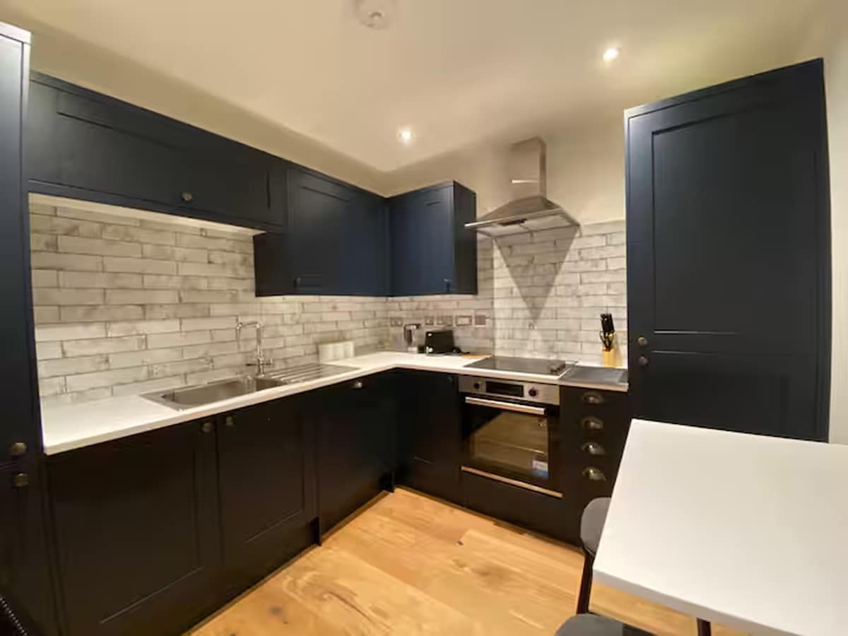 Apartment 4 & 5 & 6 - Nottingham 2