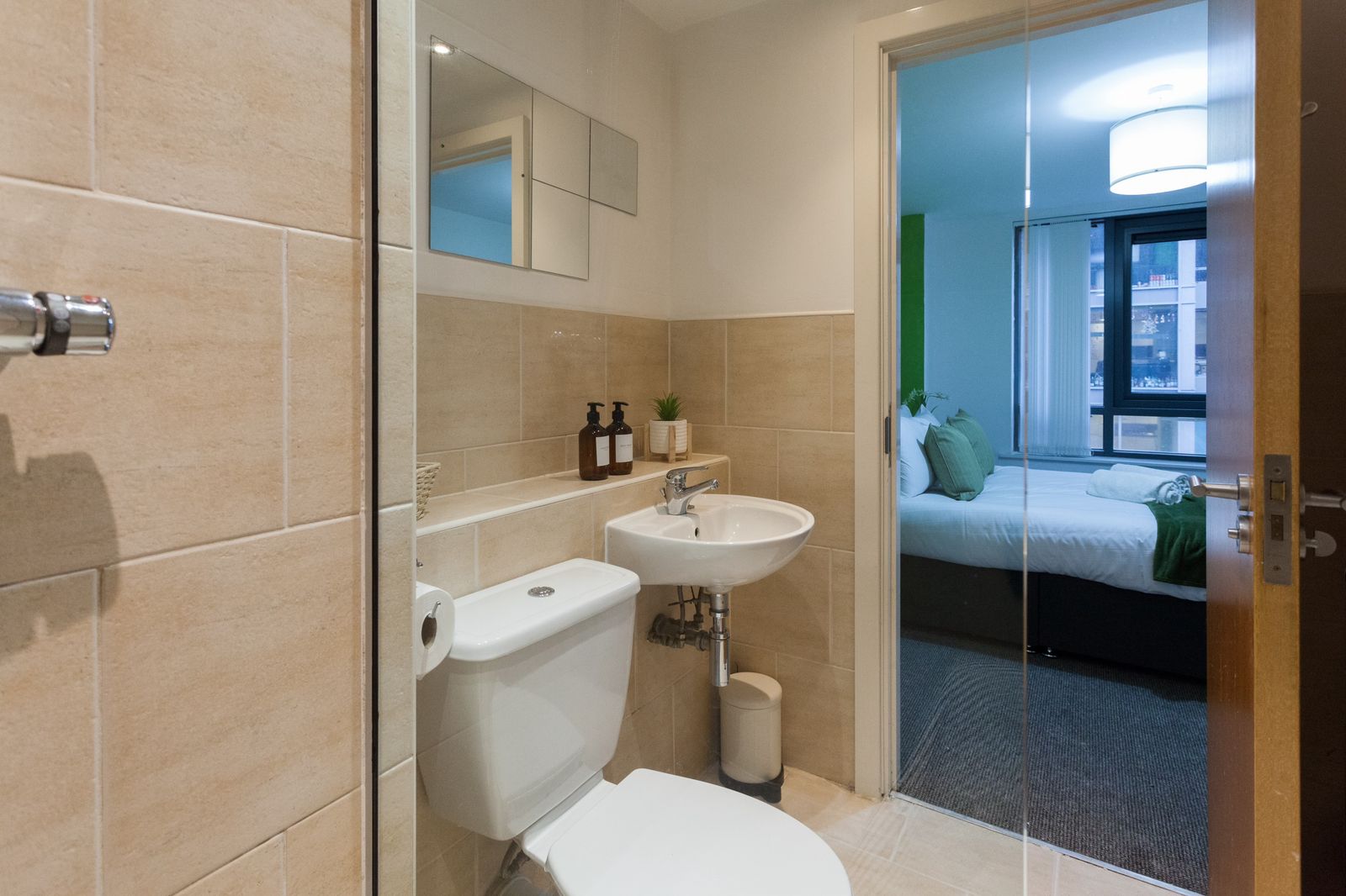 City Stay Retreat| 2 Bed 2 Bath| Liverpool City Centre