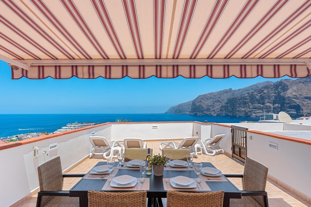 Spacious 3BR with Big Terrace