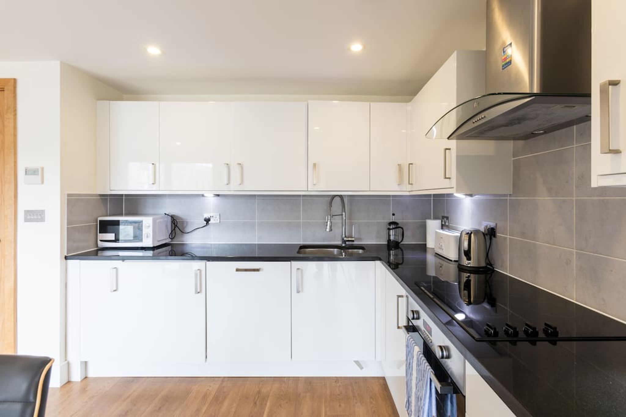 Modern 2 Bed 2 Bath in Hyde Park/Central London