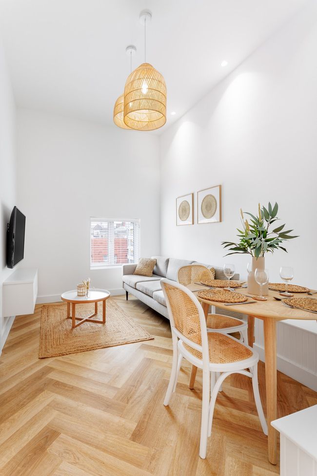 44 Renshaw - 2 Bedroom Apartment Sleeps 4