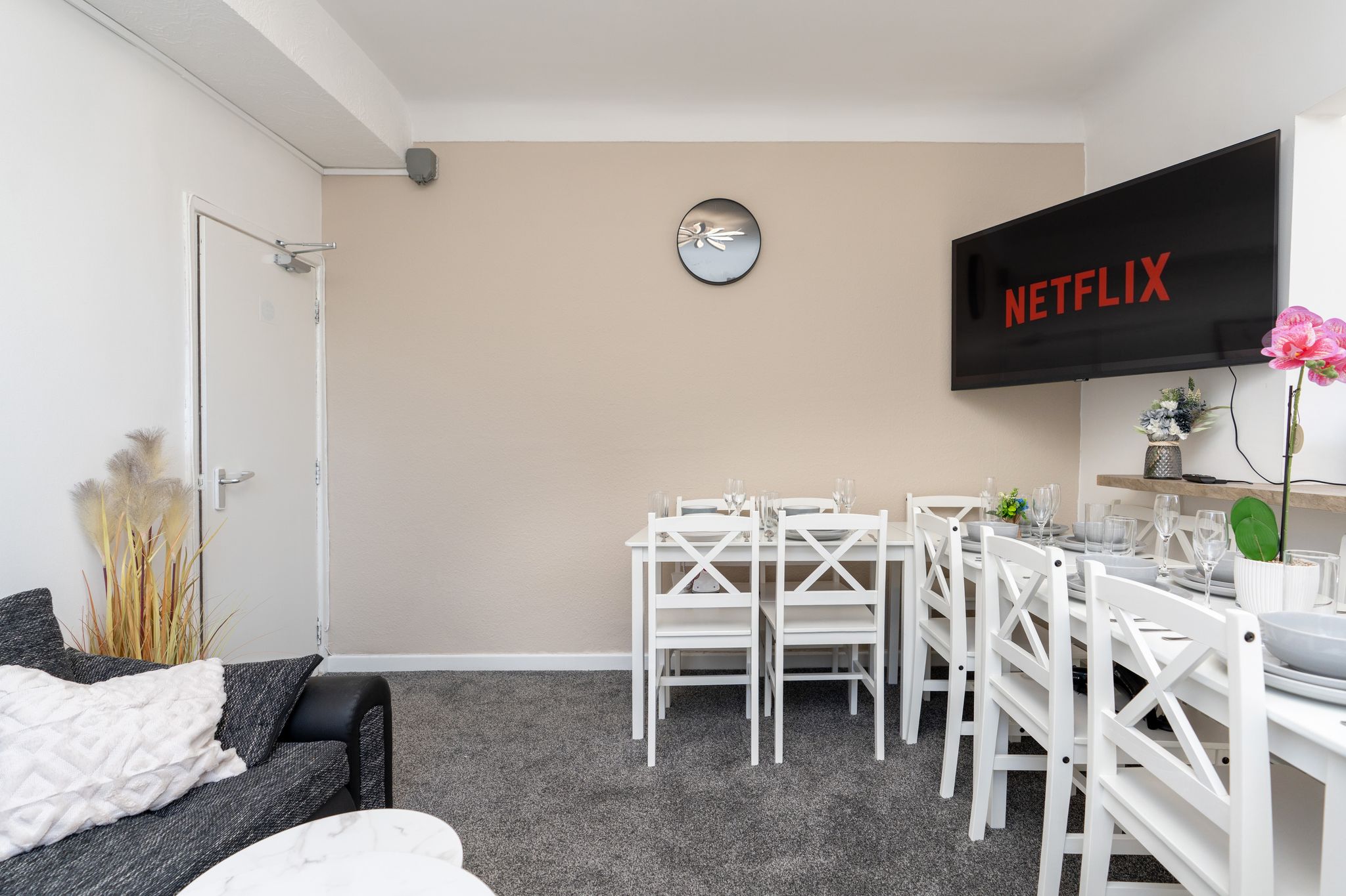 Open Mind Property - Hot Tub, 7 Beds & Free Parking