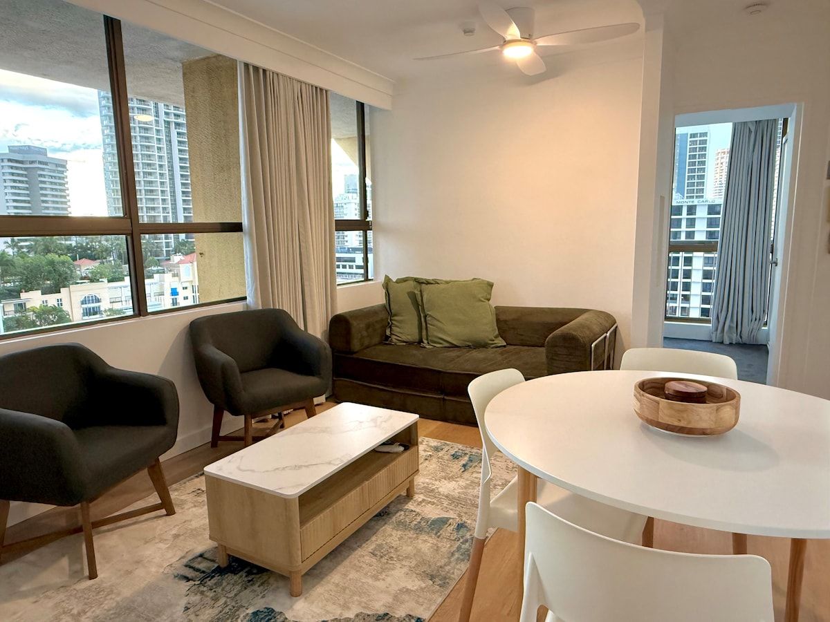 Renovated Orchid Ave Retreat w/ Views & Parking