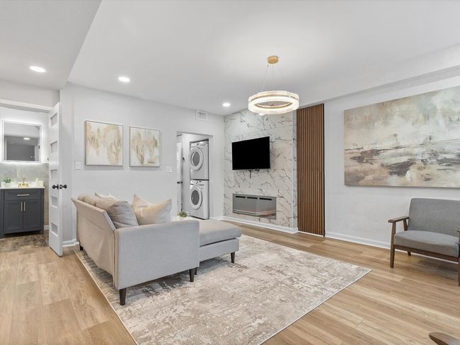 Lawrenceville/Central @5 Spacious Queit 3BD w/Prkg