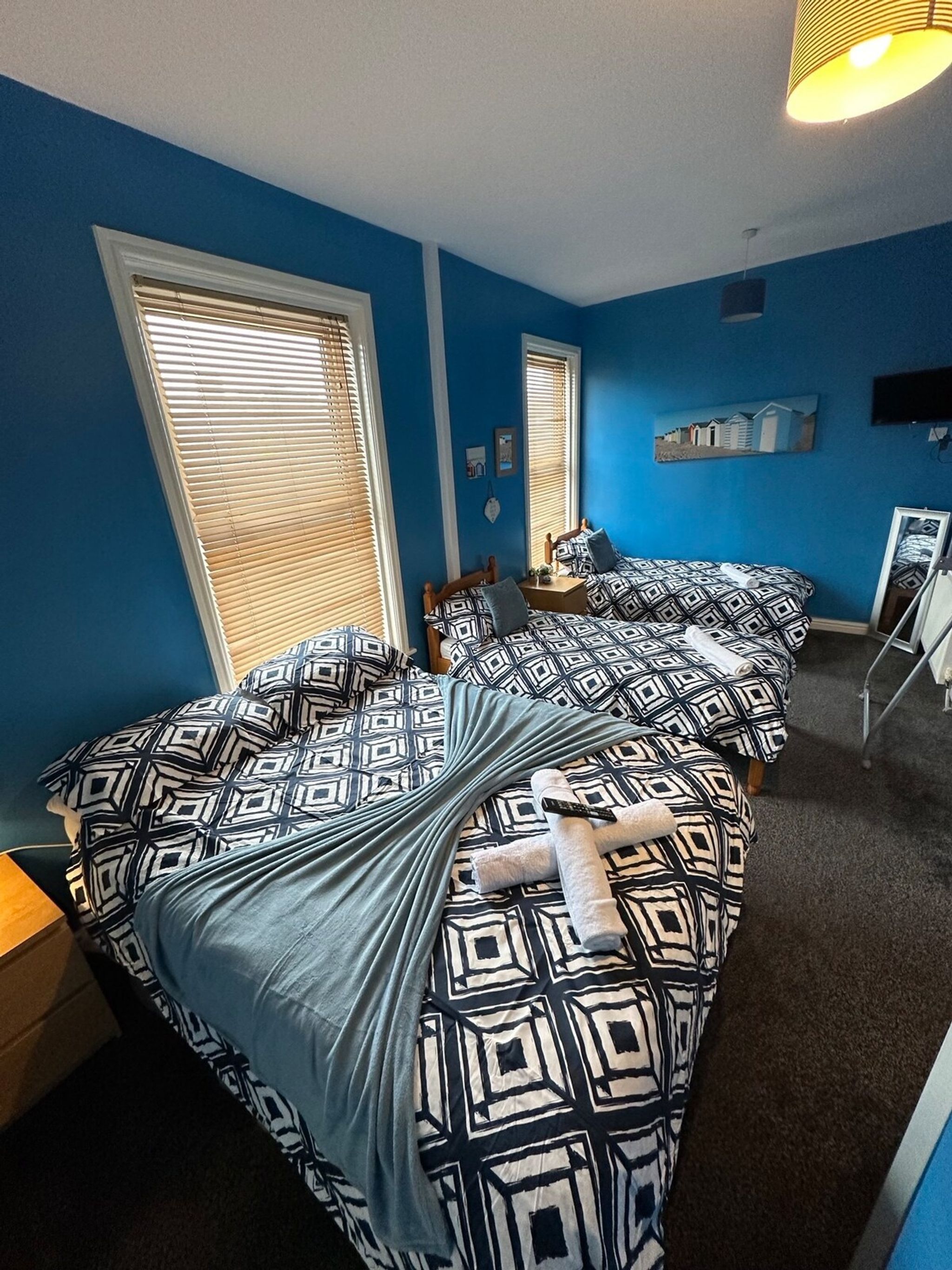 Winter Gardens Flat 3 - Family Apartment