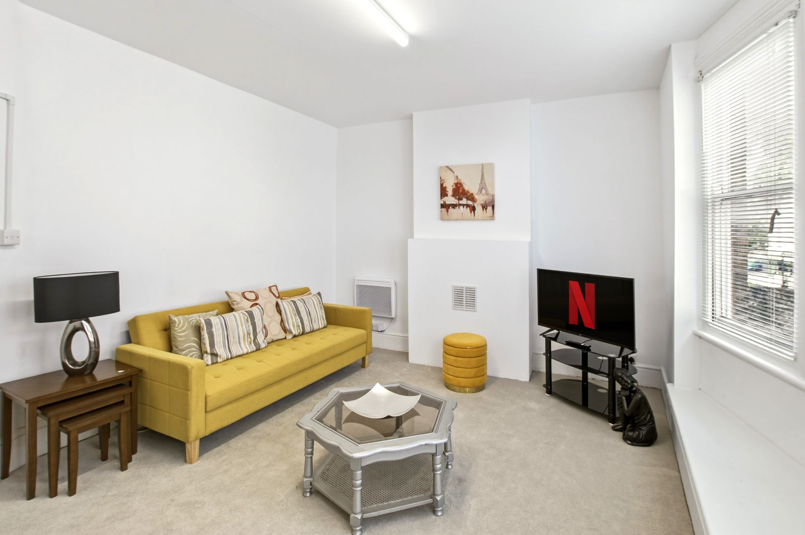 Elegant 3BR | Short London Commute | Fast Wi-Fi