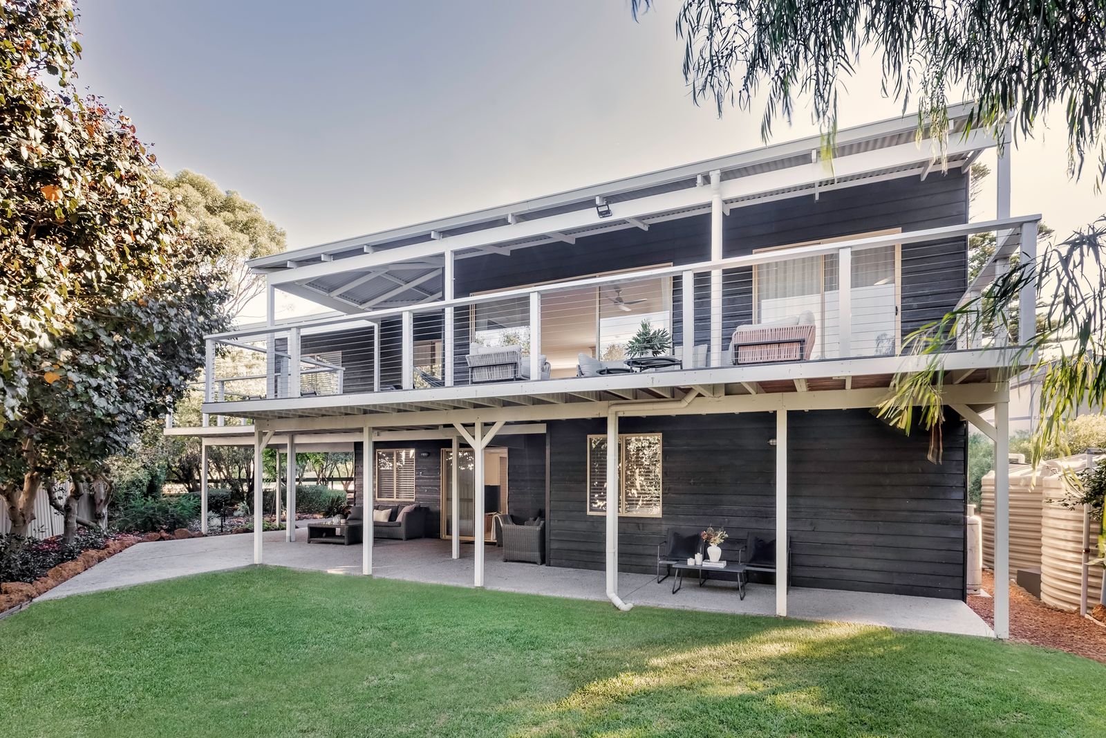 Eagle Bay Summerhaus