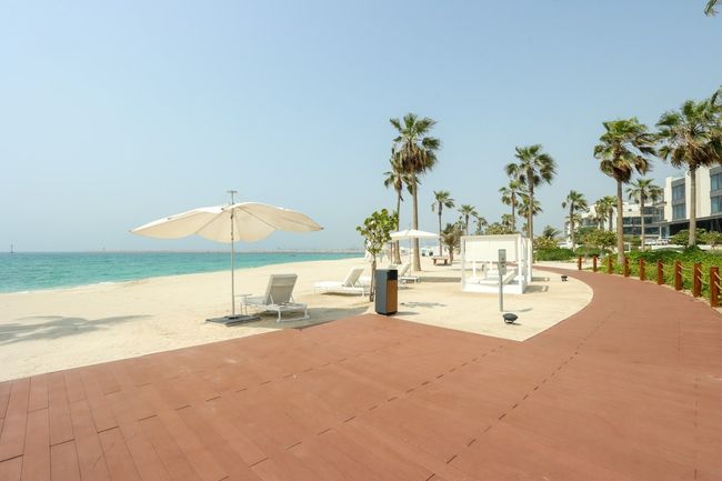 Beachfront Ultra 4BR Duplex | Sea & Burj Views