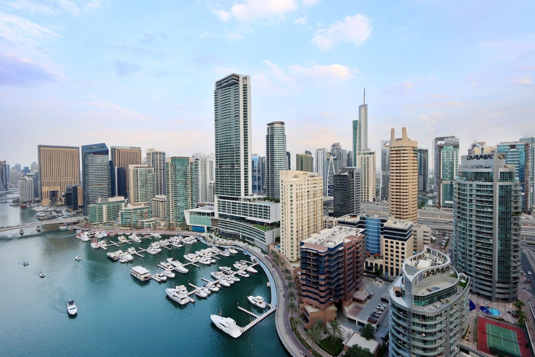 Livbnb-3B w/Marina Views, Near Beach & Marina Mall