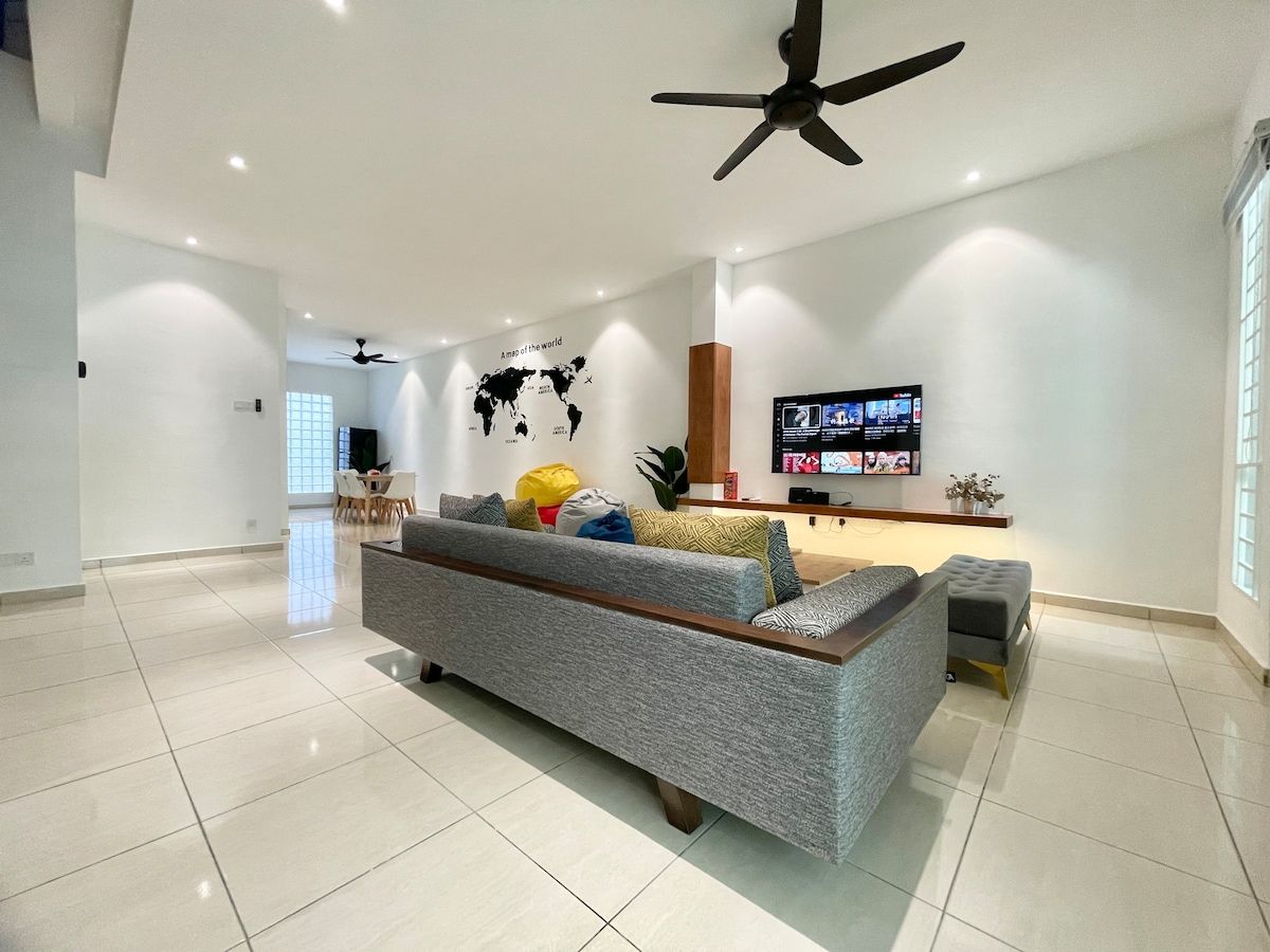 Deluxe 4BR Home in Kuah - 5mins to shops & mall