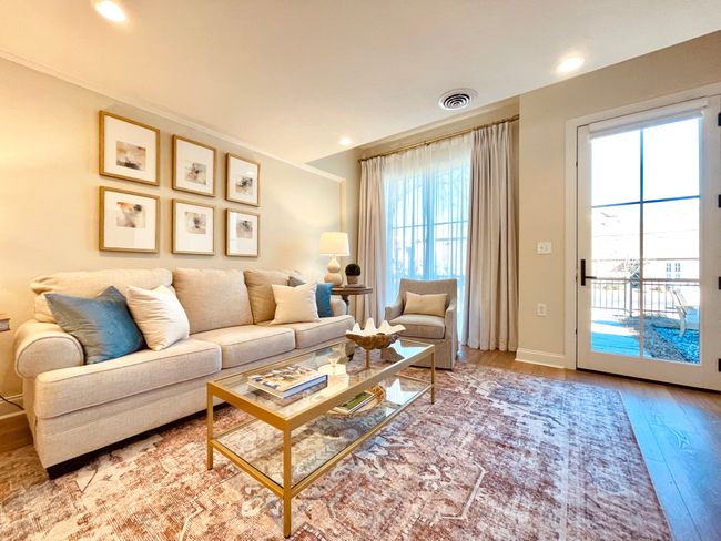 The Garner, 2BR Luxe Condo by Velvet Ditch Villas