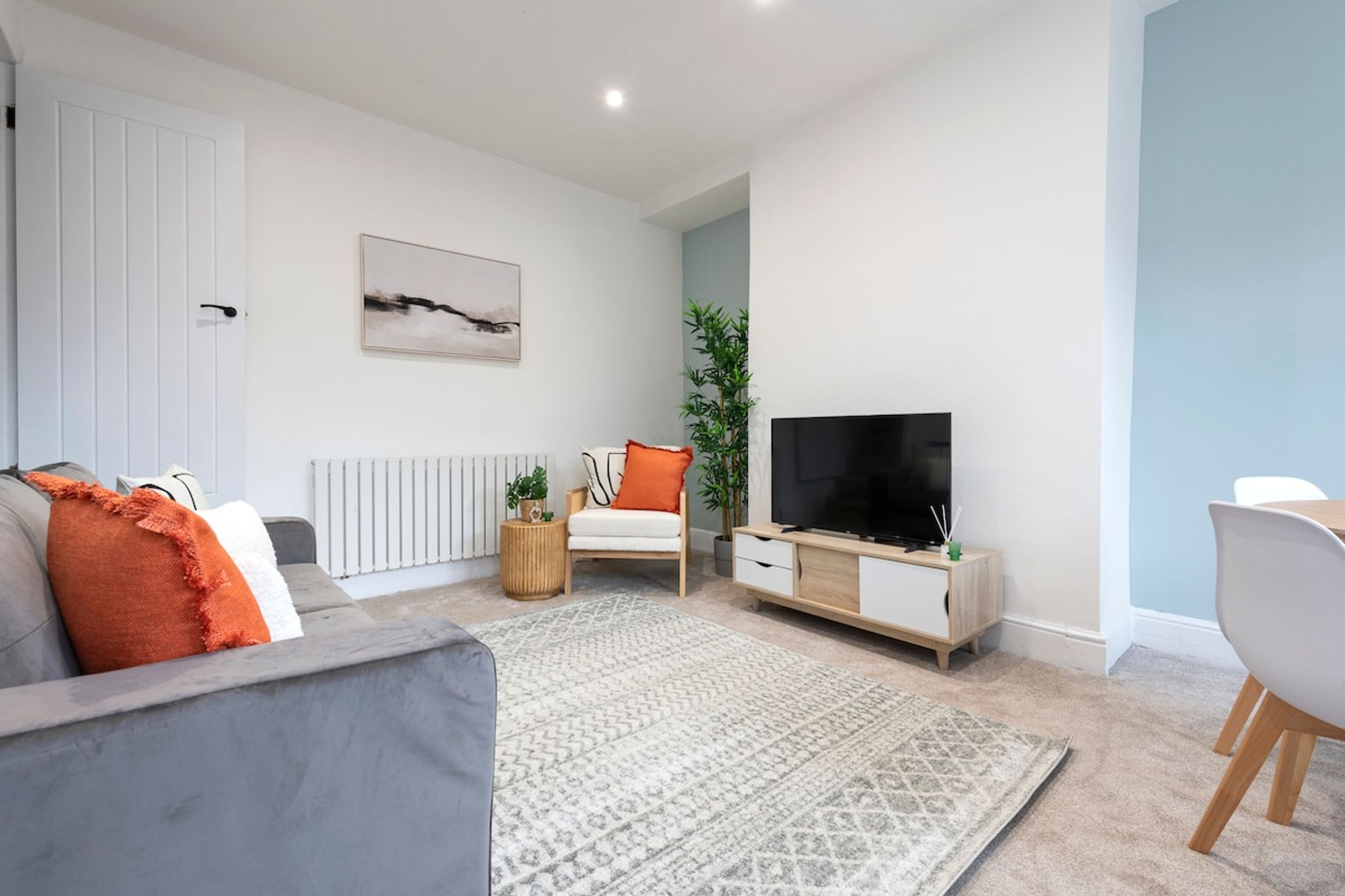 Close to Leeds Centre – 3BR w/ Free Parking | NS