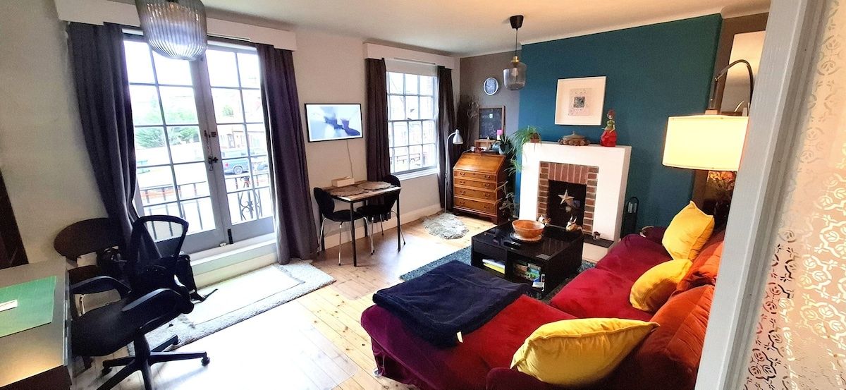 The Gem - central character flat with parking