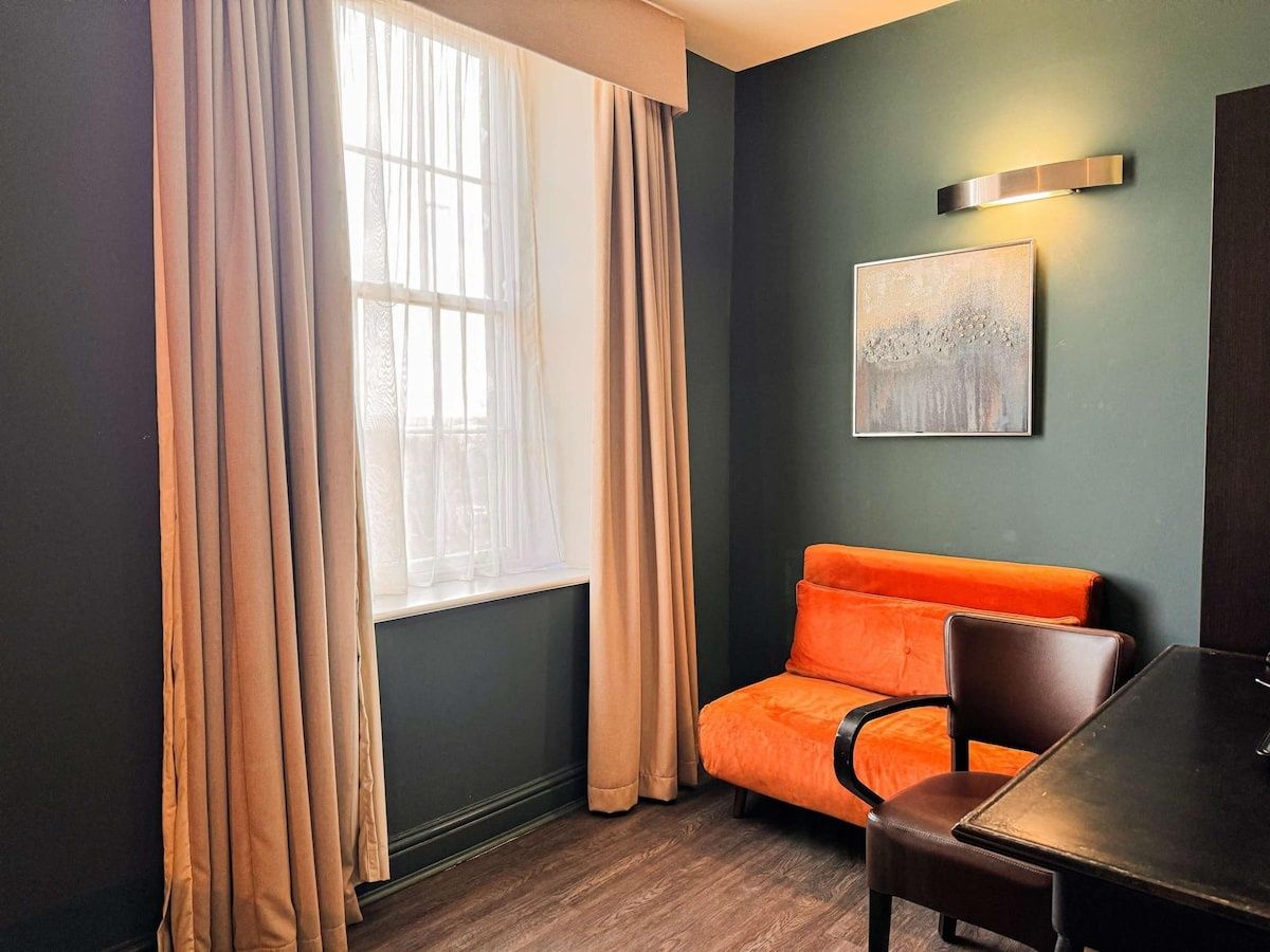 HNFC STAYS - Luxury Stay