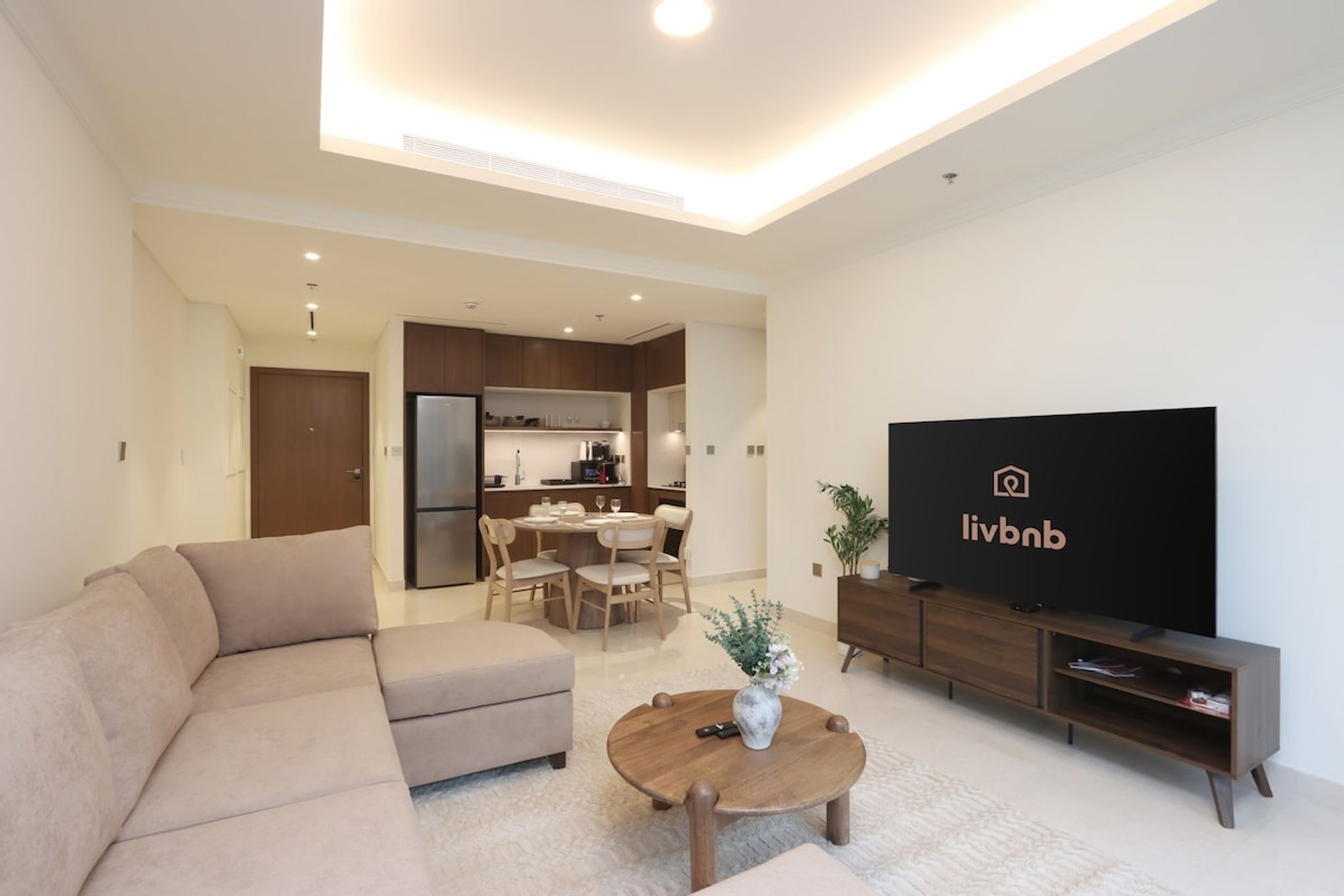 Beachfront 1BR at Palace Beach | Direct Beach