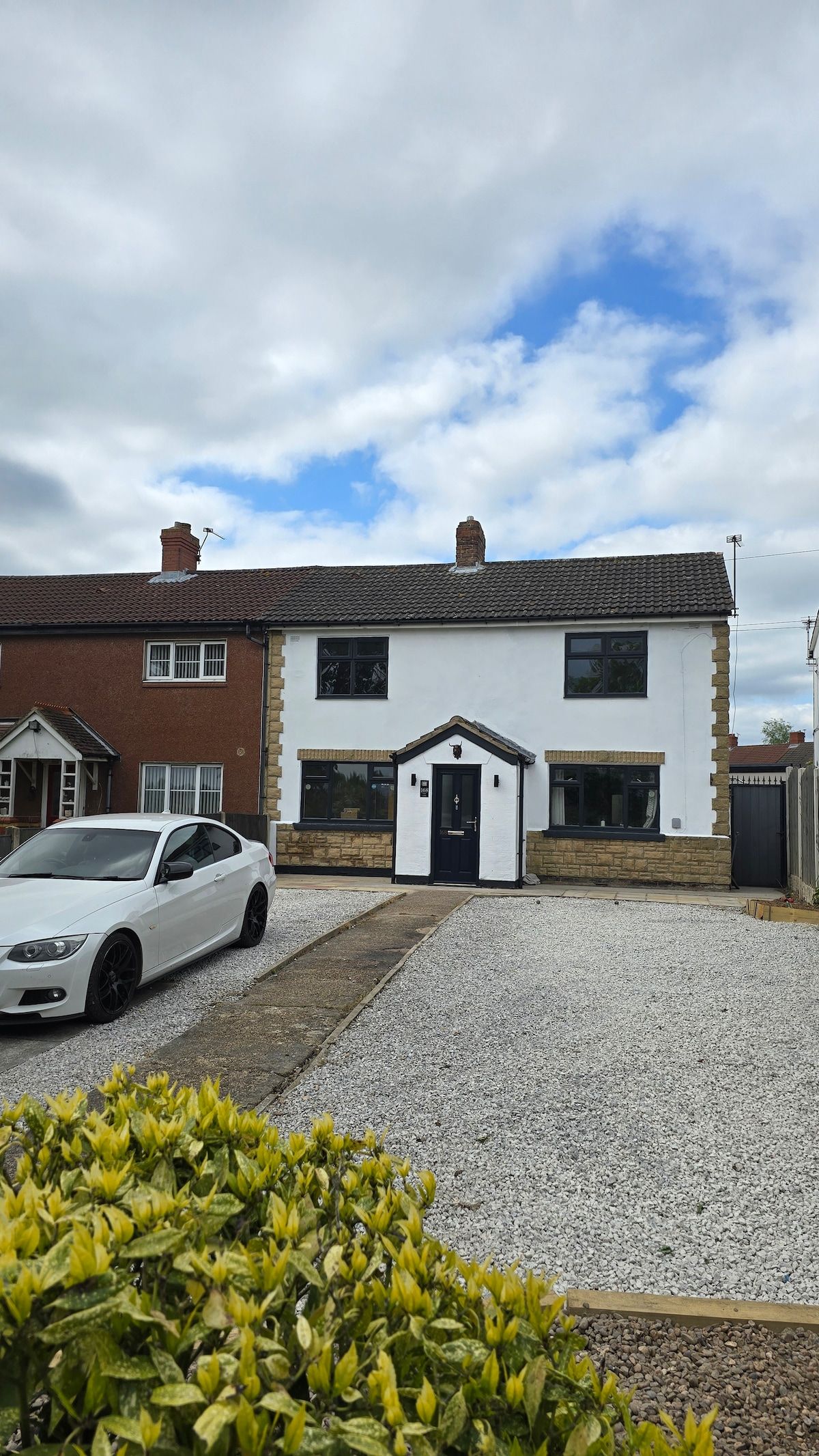 Contractor Stays | Close to M18 | Free Parking