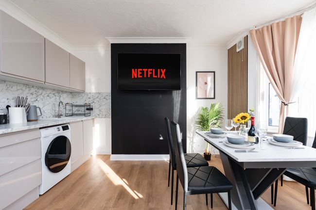 Open Mind Property - Cozy 4BR Flat & 12 Guests