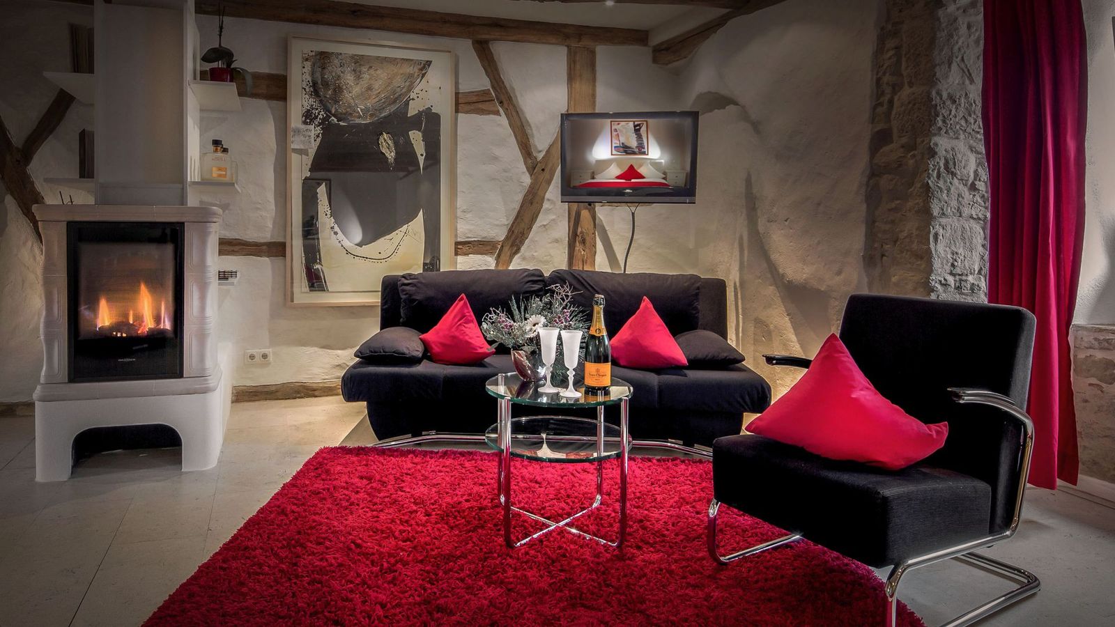 Studio Apartment