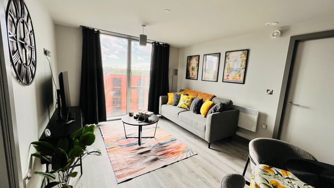 Stylish 2BR 2Bath Brand New Apartment