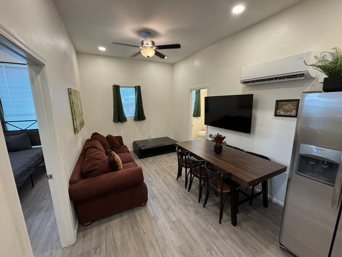 Historic Broad St Apt 1 in Upton’s Confectionery