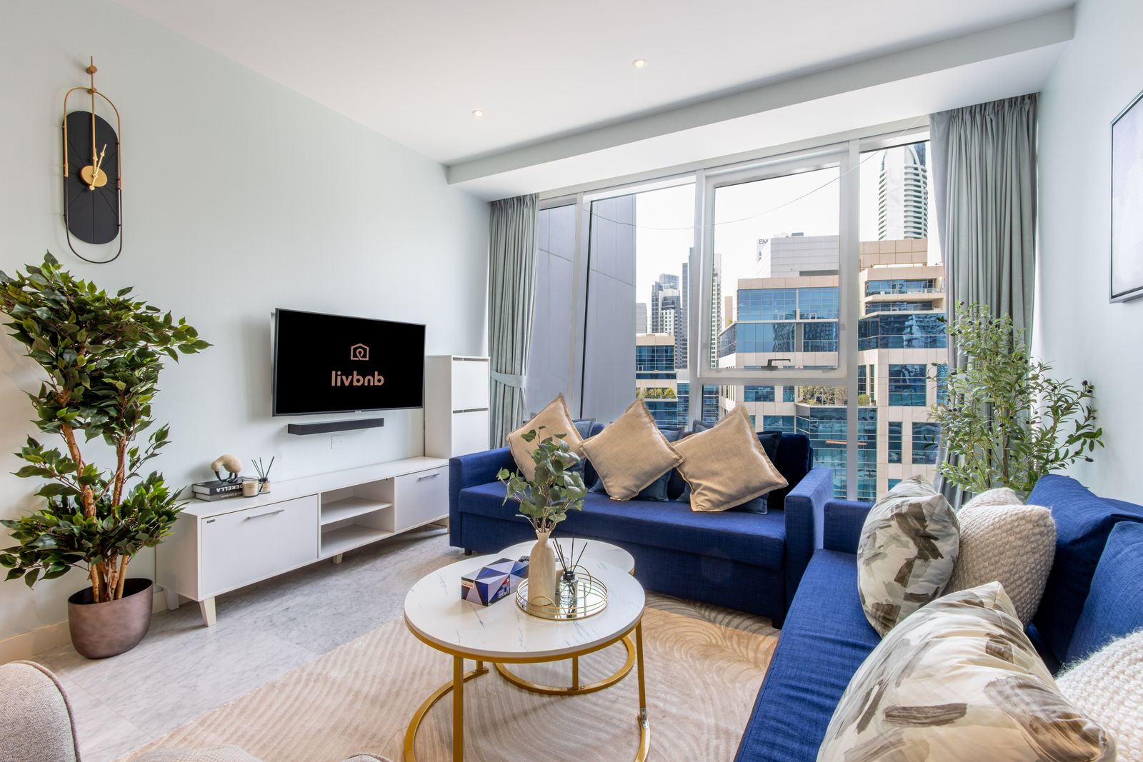 1B by Marasi Drive Close to Downtown Attractions