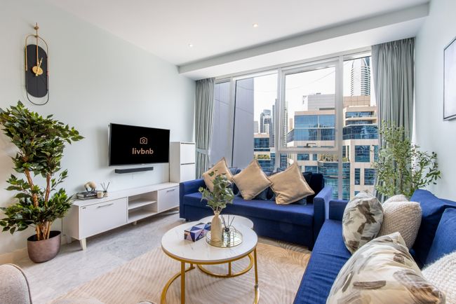 1B by Marasi Drive Close to Downtown Attractions