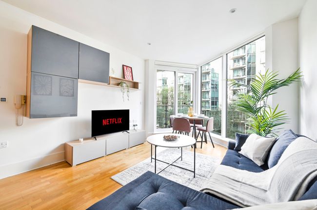 The Thamesview - Stylish 2 Bed Flat by CTO Property