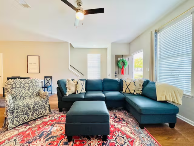 The Olive Branch, 4BR by Velvet Ditch Villas