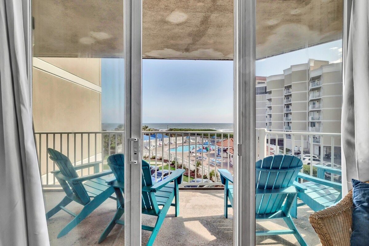 Barefoot Bungalow - Ocean Front Beach Condo
