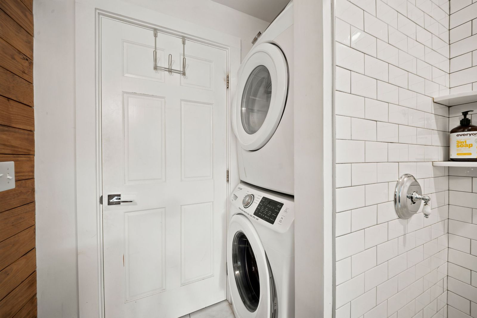 Boho Bungalow - Downtown - Free Parking