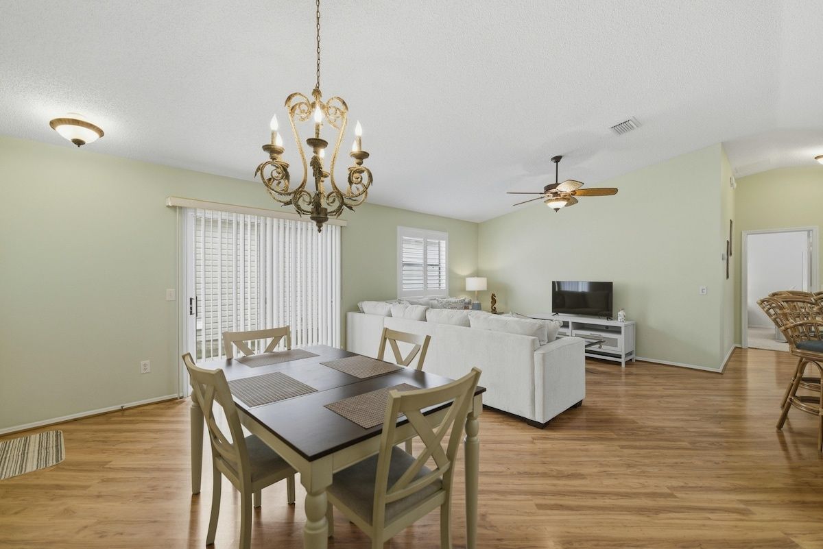 Lake Sumter 2BR · Golf Cart · BBQ · Brownwood — photo 11