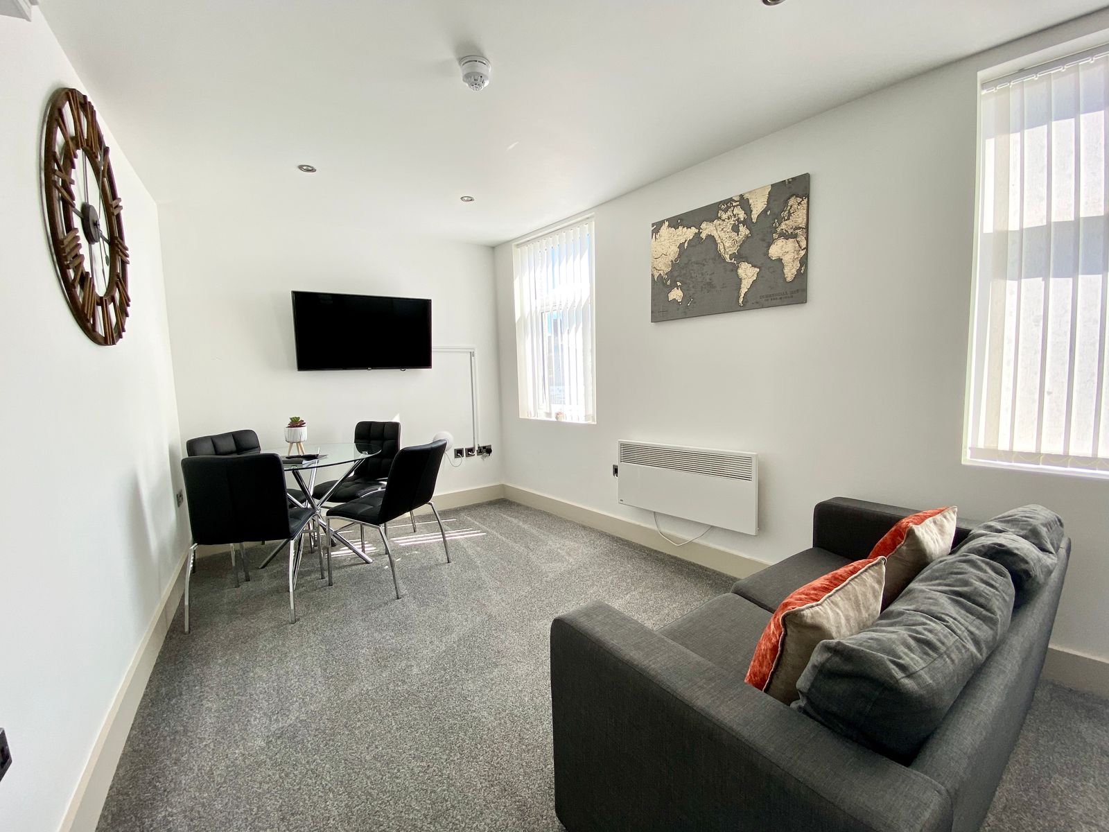 Winter Gardens Service Apartment 3