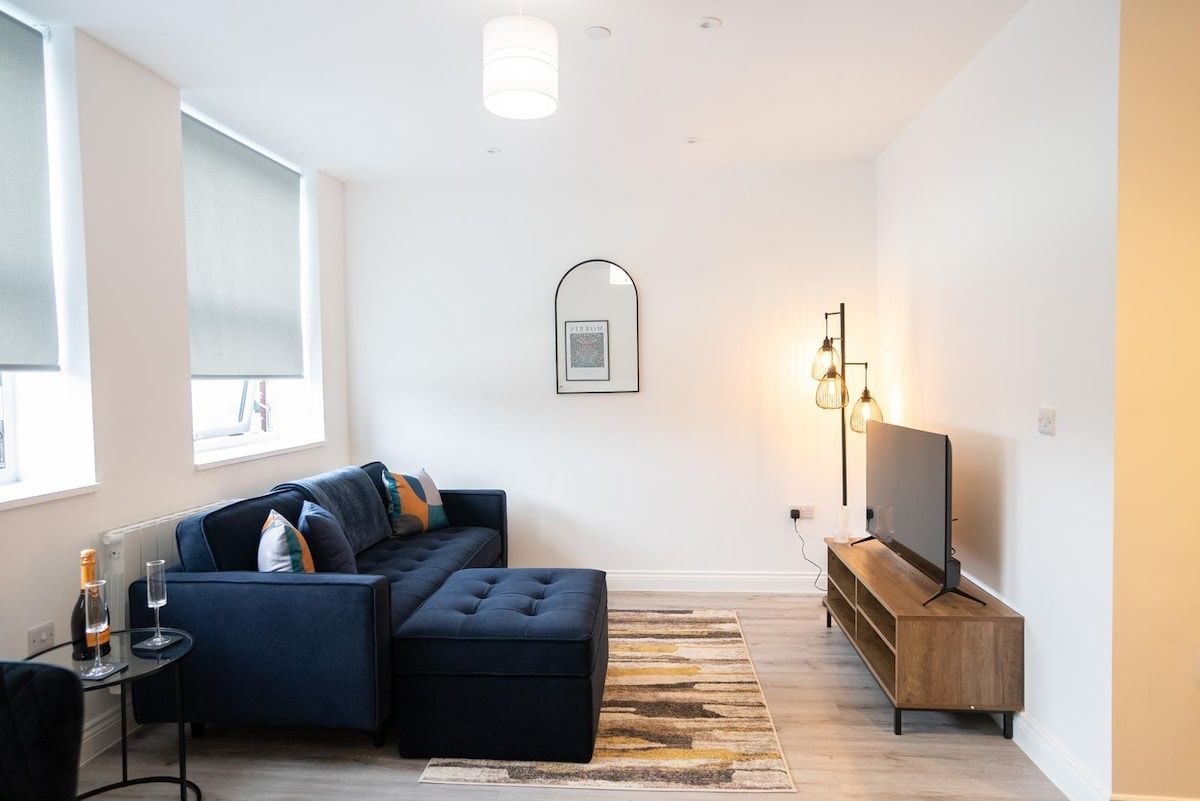 Luxury 1-Bed Flat - Free Parking