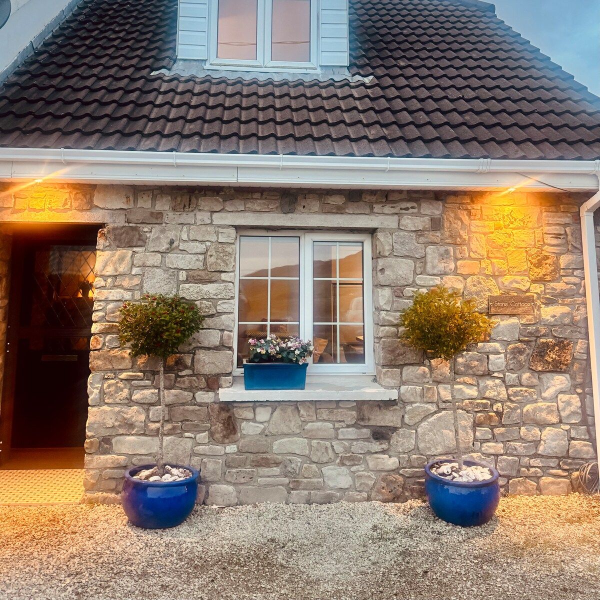 Stone Cottage: A Wild Atlantic Way Retreat for 2