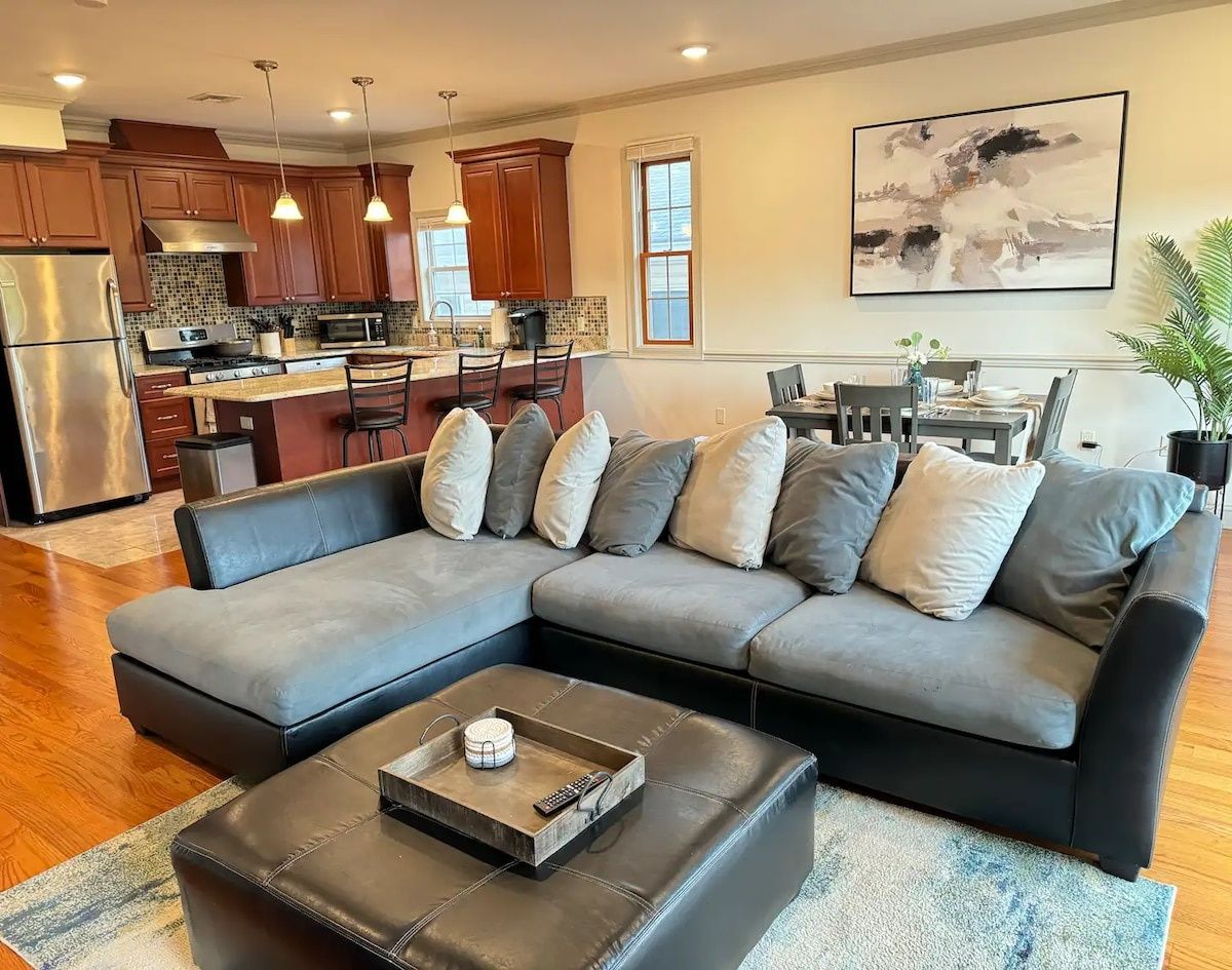 Cozy Jersey City/NYC Oasis w/ Double Balcony