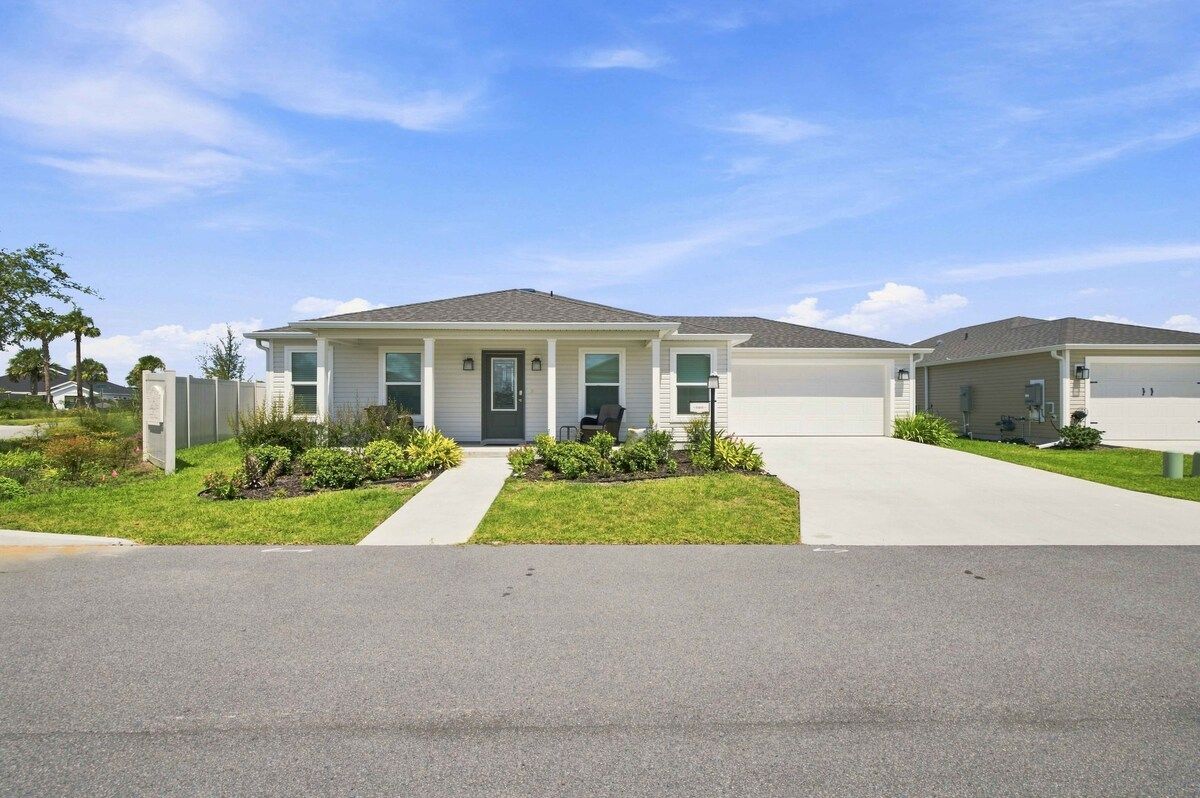 Brand-New 3BR · Golf Cart · Fenced Yard · Eastport — photo 11