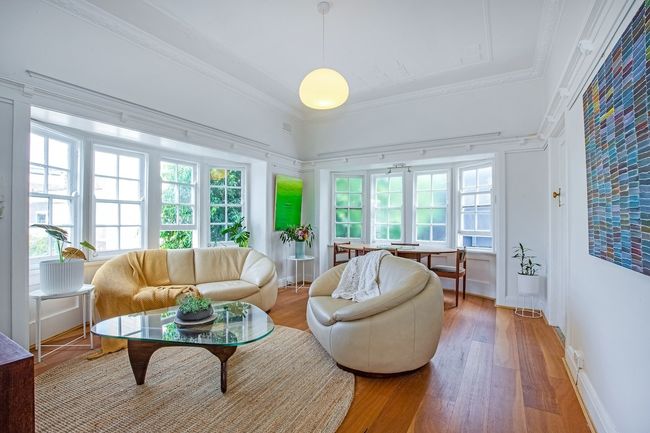 Walk To The Beach @ Coogee 2 Bdrm + Study