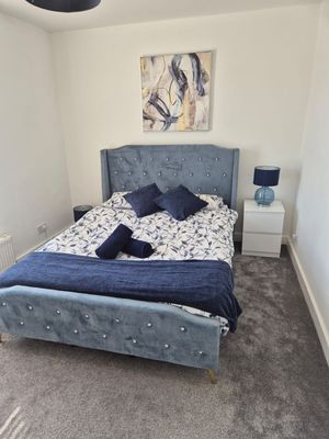 15601