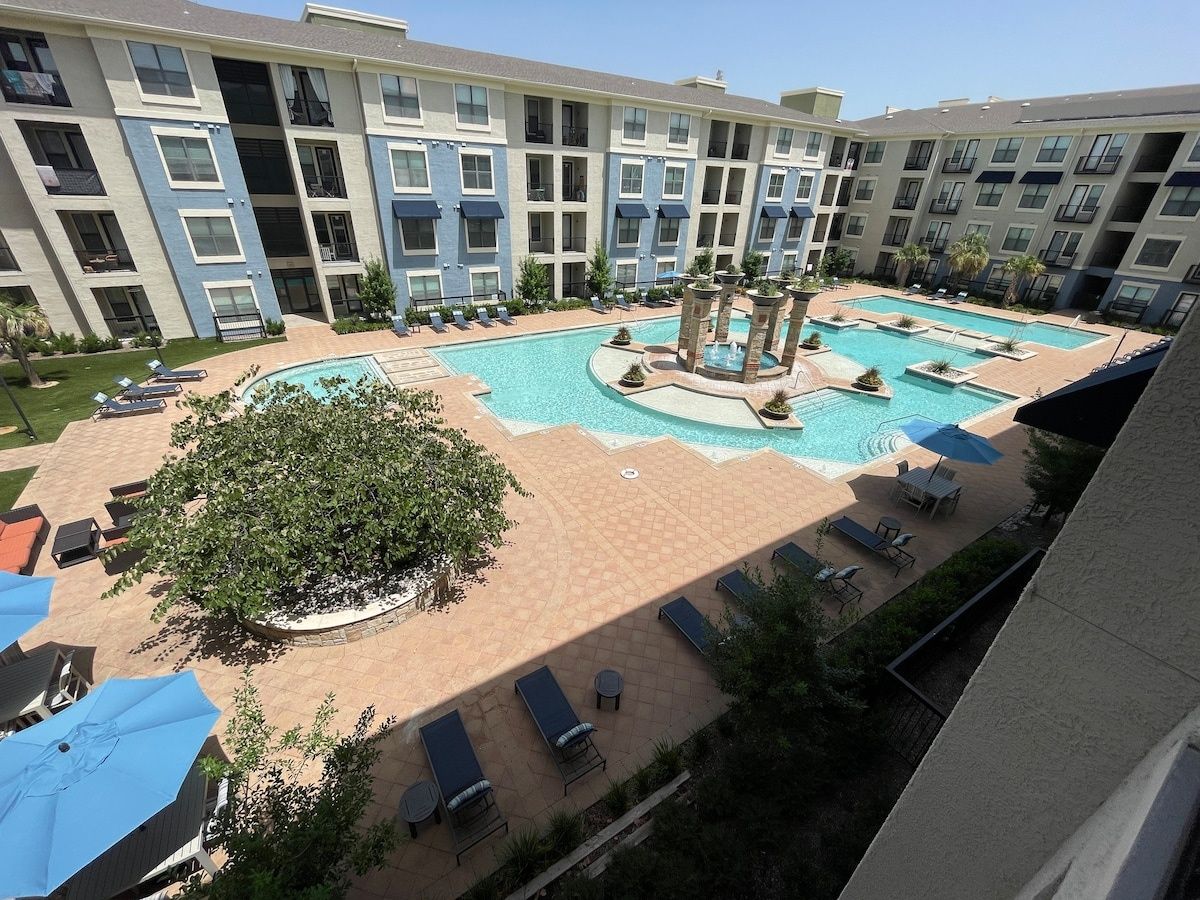 Frisco 1 Bdrm Suite /with Balcony Pool view