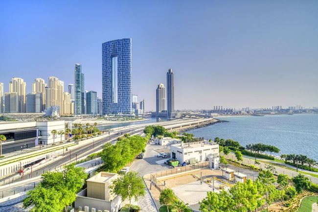 Livbnb - Elegant 3BR+Maid, Sea View in Bluewaters