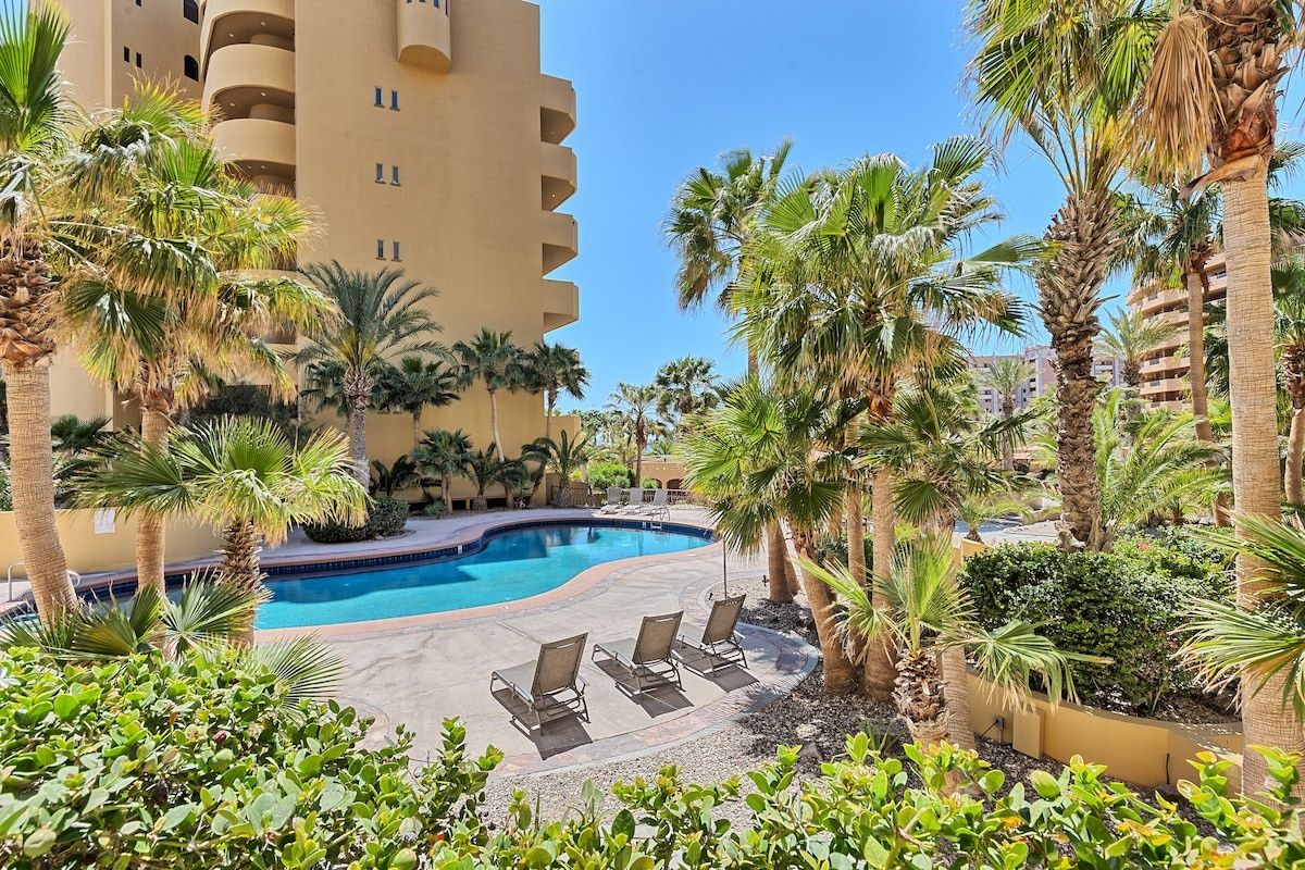 Coastal Calm Condo / Bella Sirena Resort