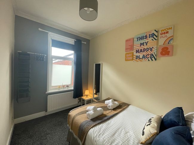 Imeary -3 Bdrm Sleeps 5 Contractor Accommodation