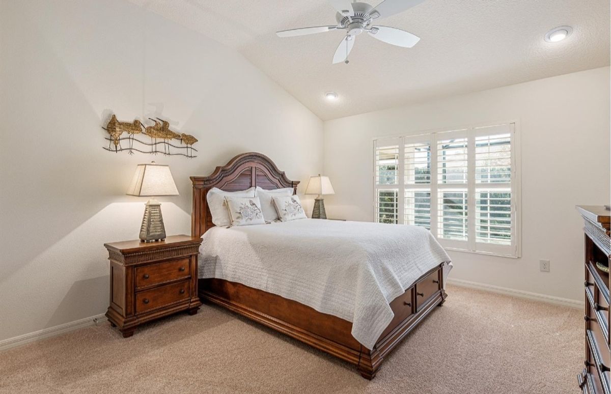 3BR Near Brownwood + Golf Cart + Office + Patio — photo 3
