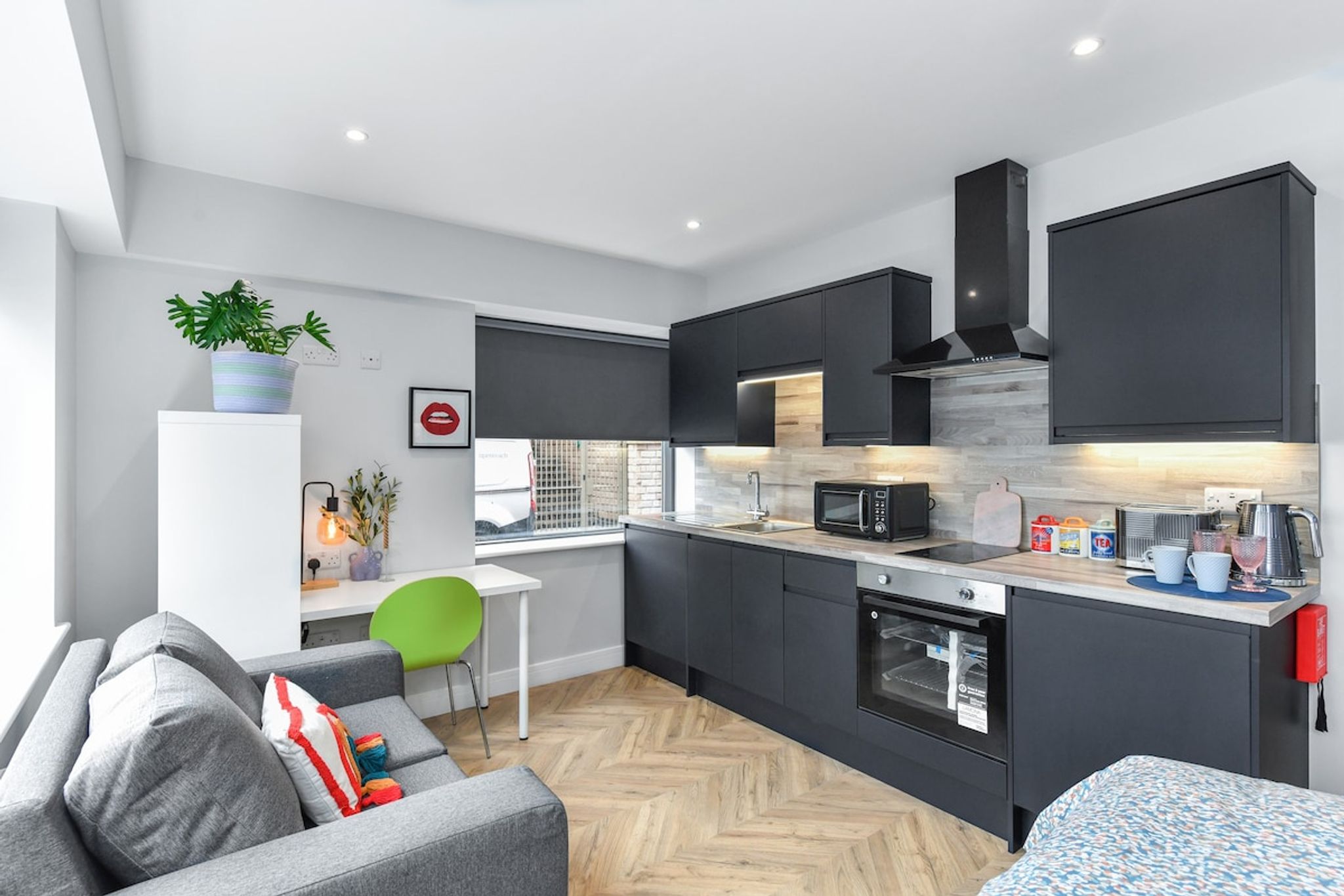 Central 1 Bed Studio Apartment