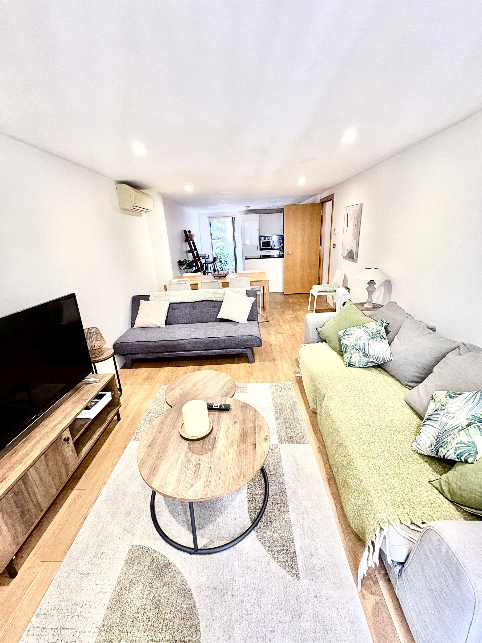 Modern 3BR 2Bath Hyde Park & Bayswater +AIR CON